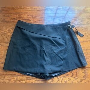 City Chic Black Wrap Skort Size XL NWT
